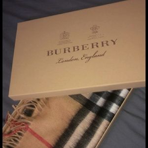 Burberry scarf